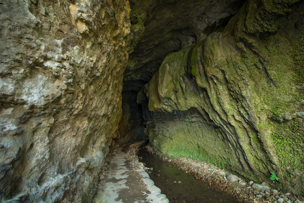 伊尾木洞の入り口