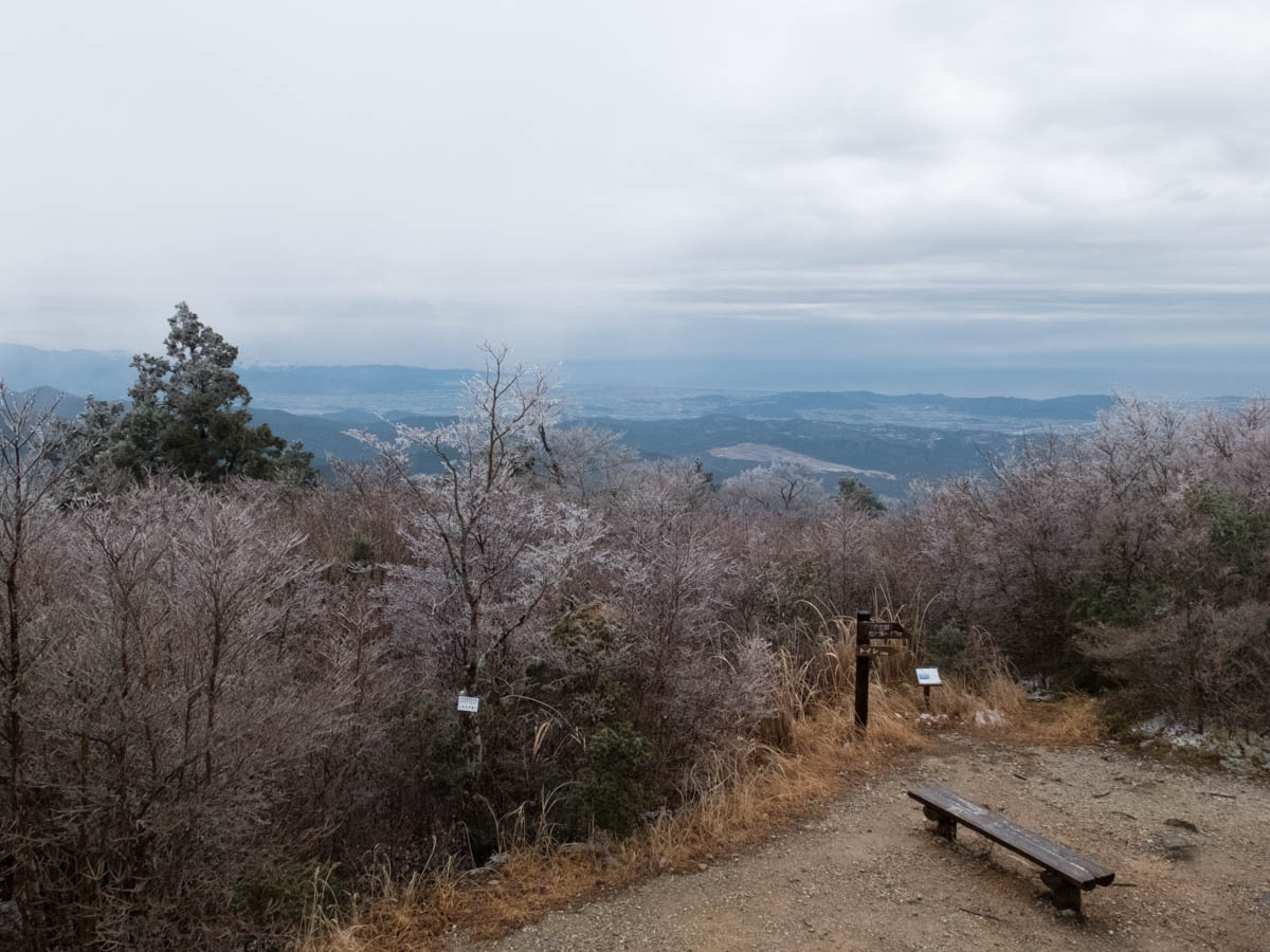 工石山頂上からの景観