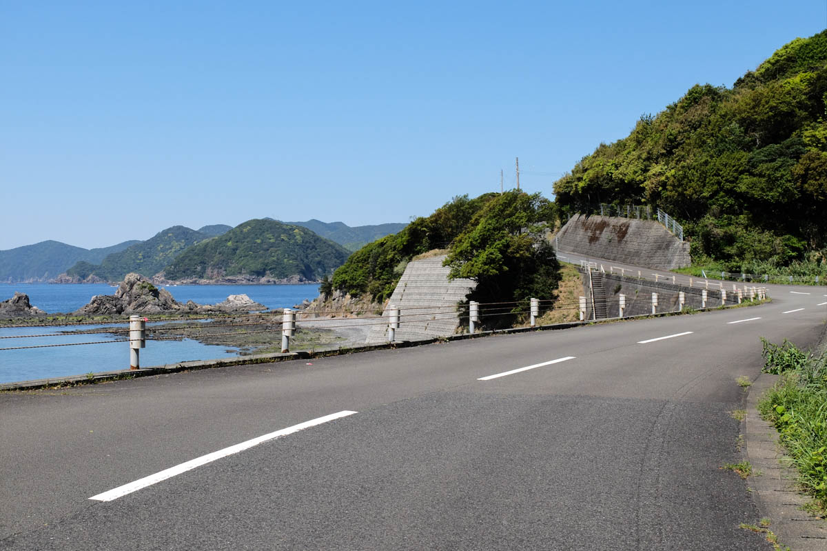 樫西海岸の道路